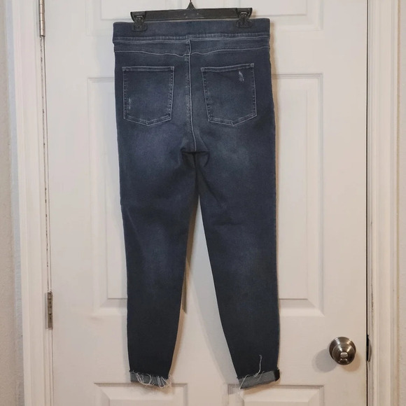 SPANX Large distressed Dark wash Pull on Jeans - Picture 4 of 10